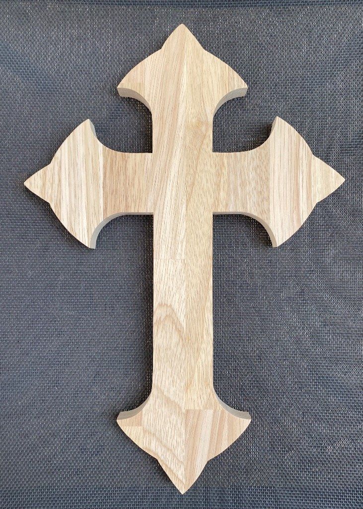 Croix stylisée en bois d'hévéa