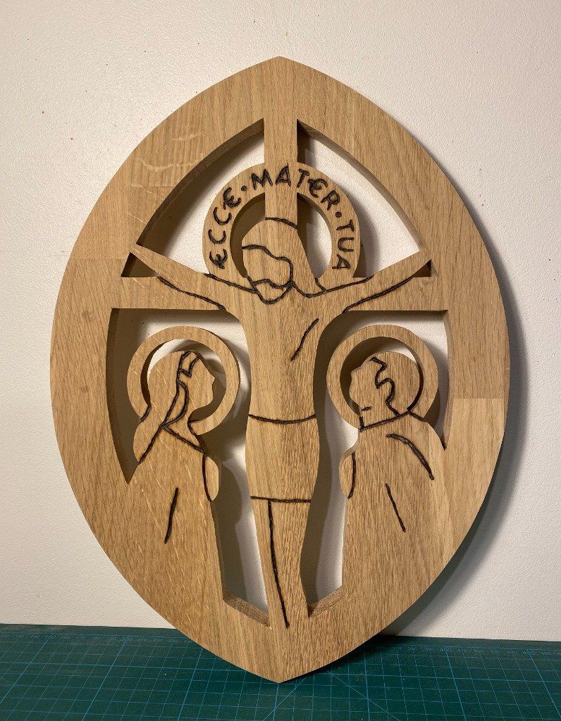 Logo des Frères de Saint Jean en bois de chêne